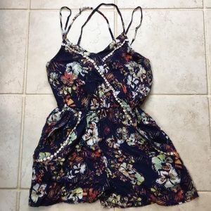 Hawaiian print romper
